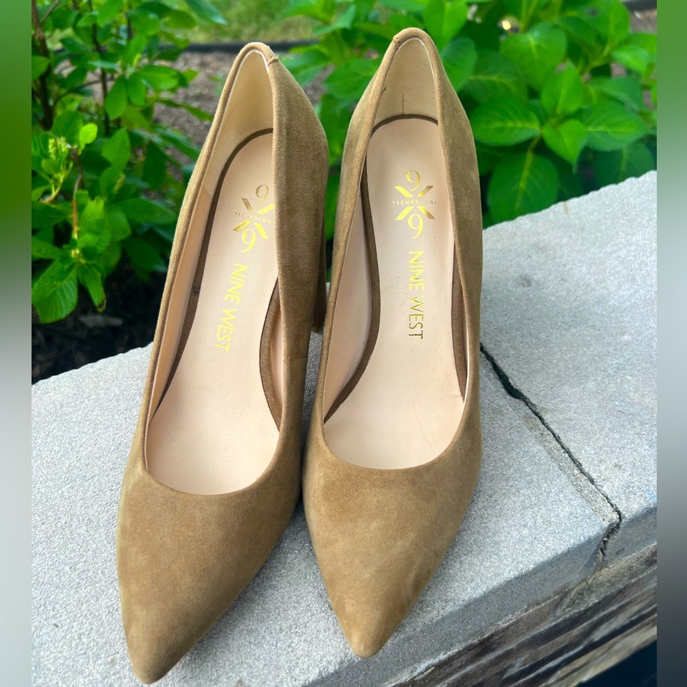 Nine West Tan Suede Pumps NWOT